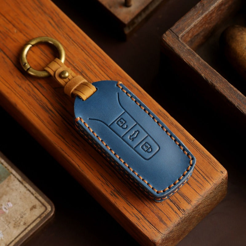 VW Touareg 2017–2021 Handmade Leather Key Case (#vw152)